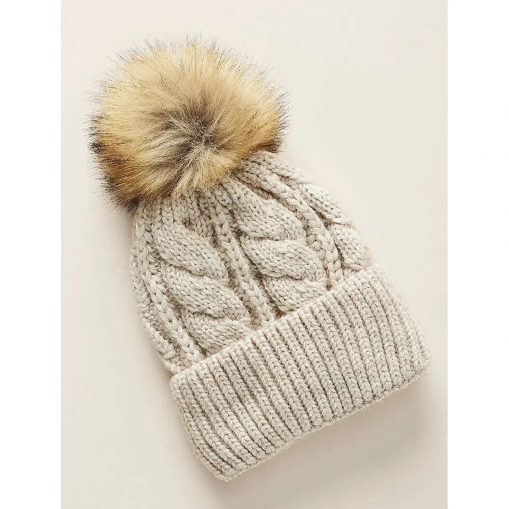 Anthropologie Norah Beanie + Reusable‎ Face Mask Set Beige